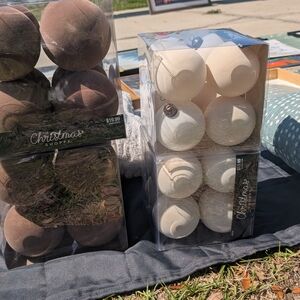 Christmas Shoppe Ornament Set in Brown and Cream